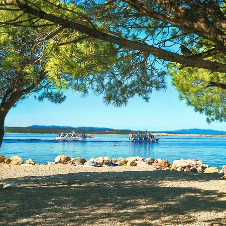 Appartement In 13934 Jadranovo